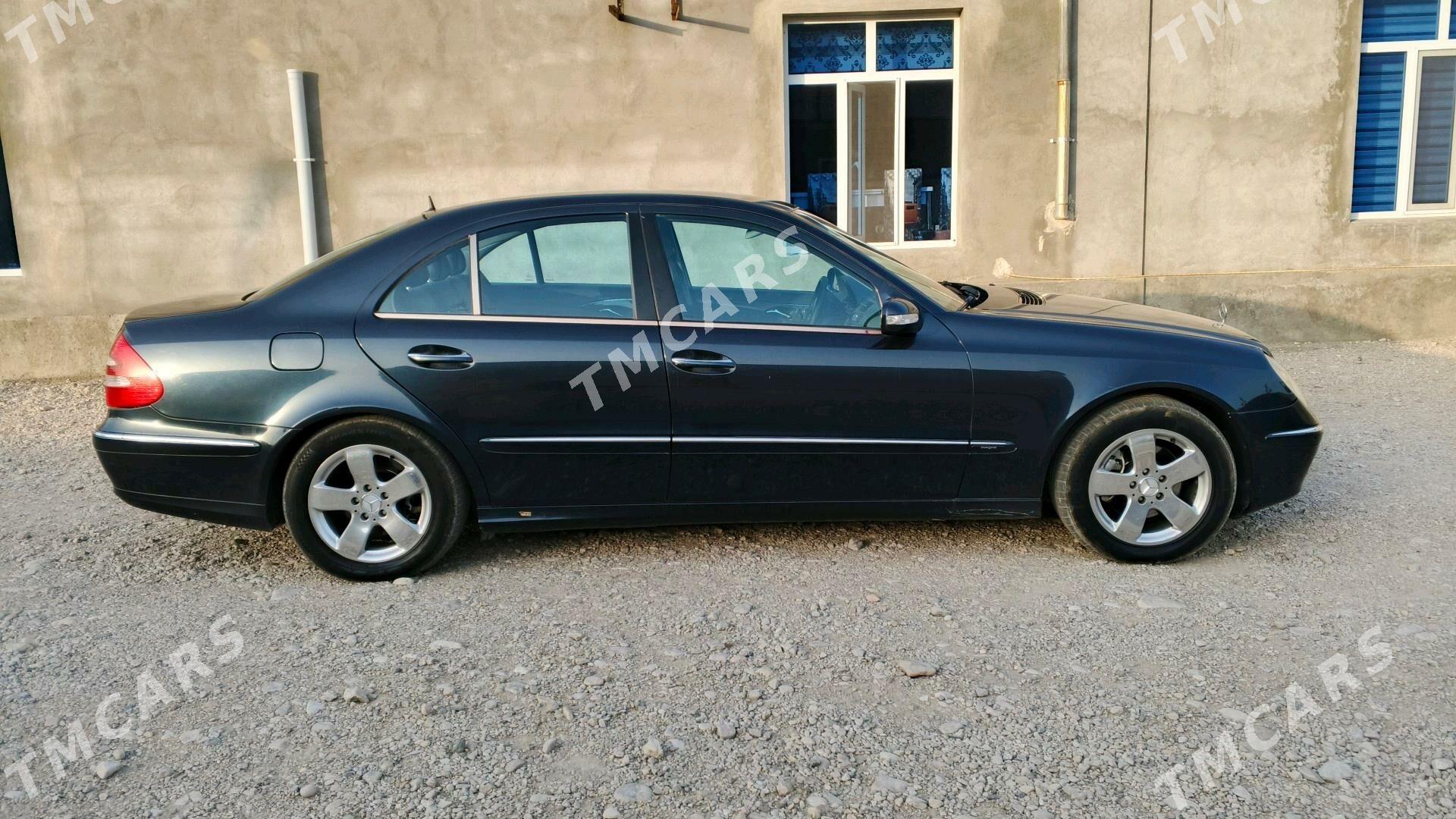 Mercedes-Benz E320 2003 - 110 000 TMT - Балканабат - img 6