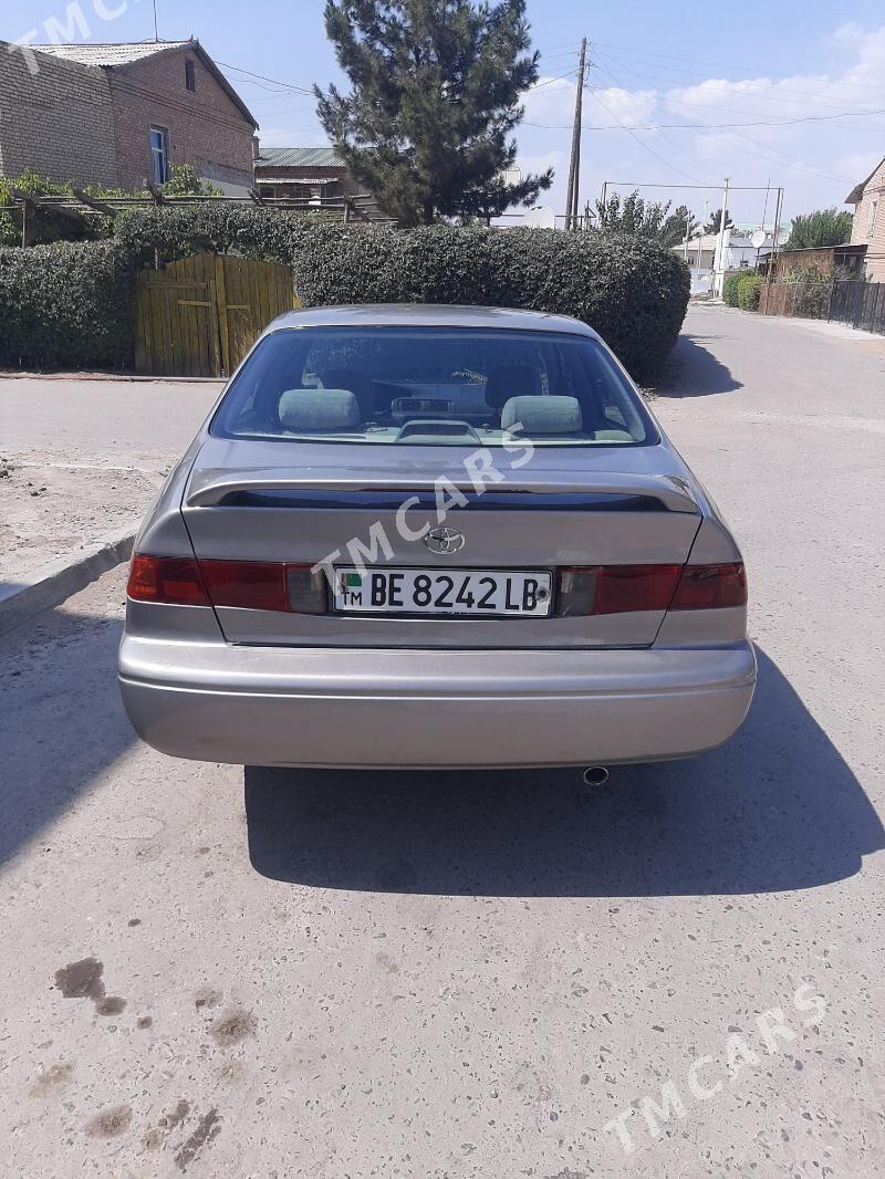 Toyota Camry 2000 - 130 000 TMT - Türkmenabat - img 3