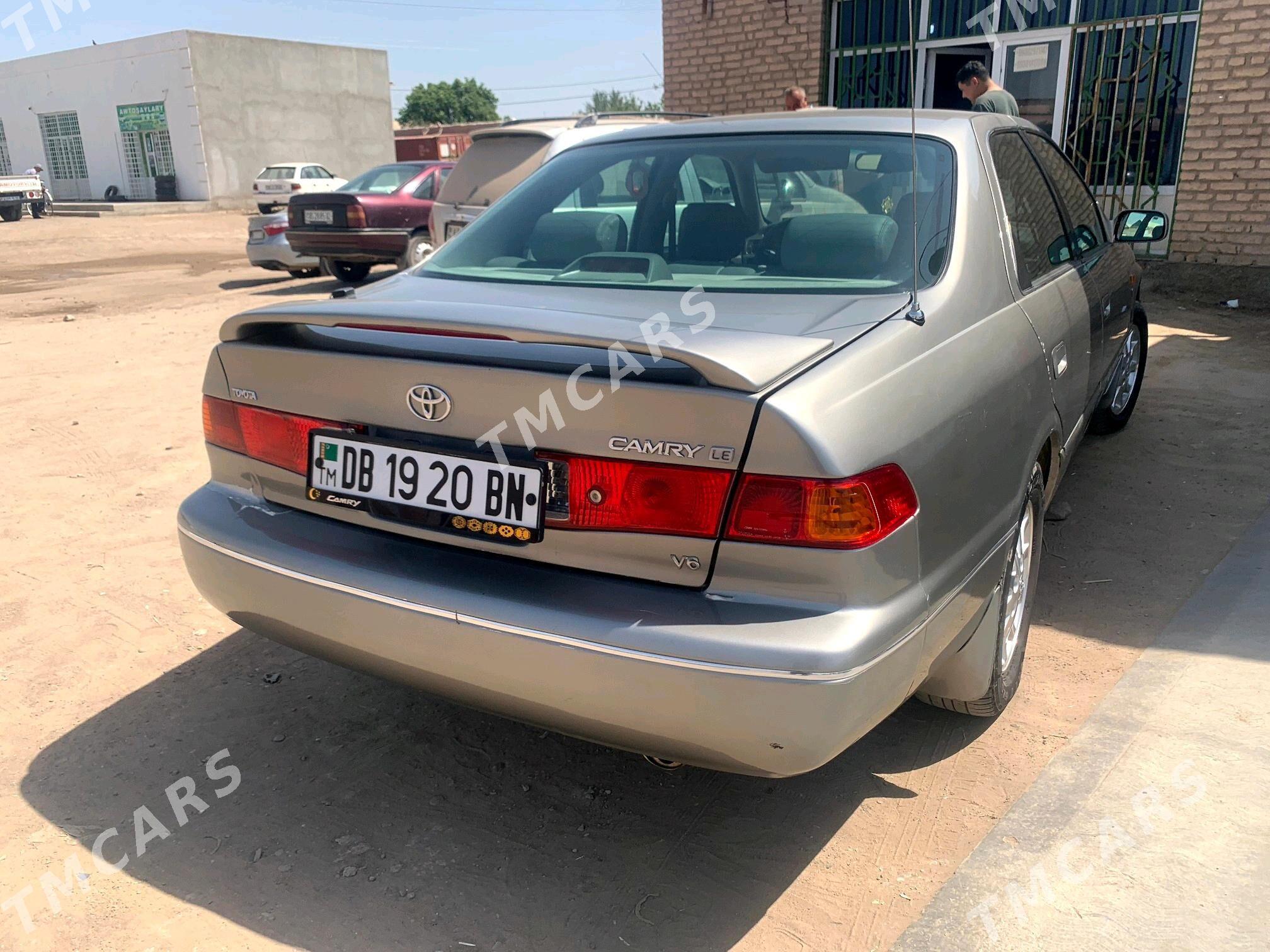 Toyota Camry 1998 - 155 000 TMT - Кёнеургенч - img 3