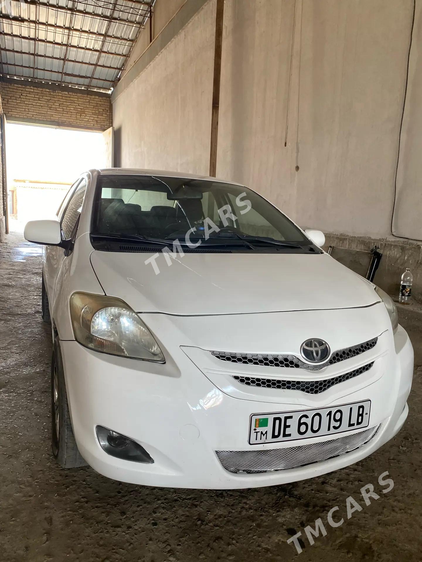 Toyota Yaris 2006 - 85 000 TMT - Türkmenabat - img 2