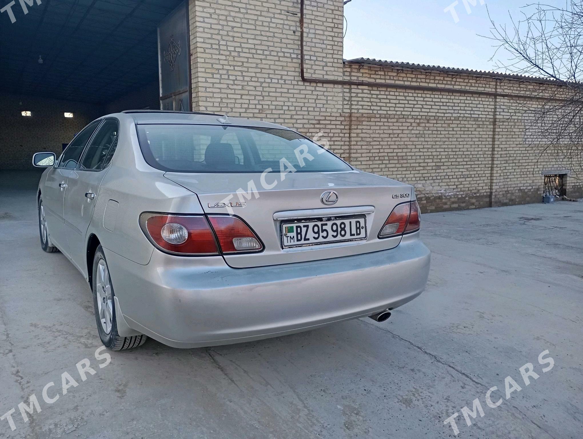 Lexus ES 300 2003 - 200 000 TMT - Saýat - img 5