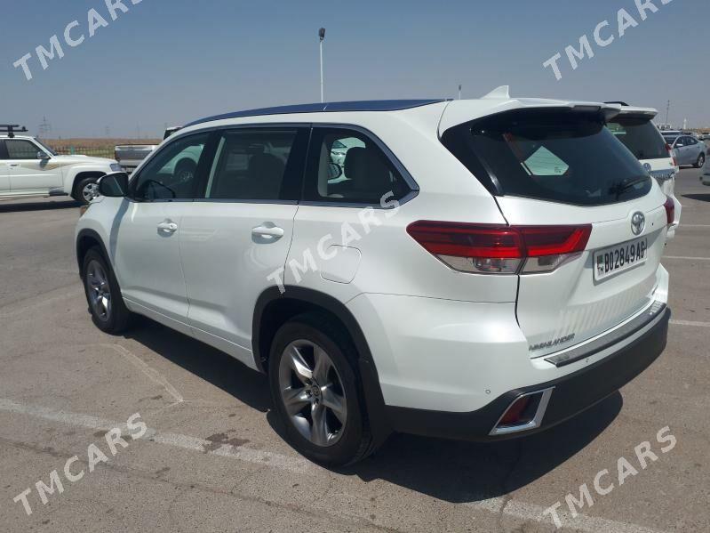 Toyota Highlander 2019 - 400 000 TMT - Aşgabat - img 9