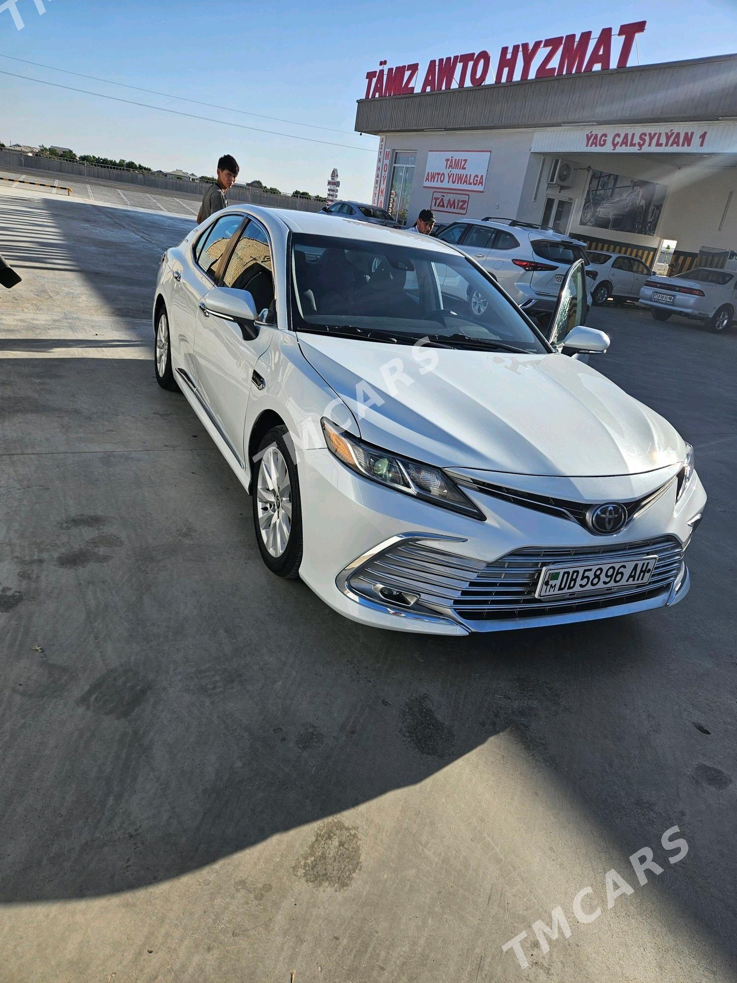 Toyota Camry 2020 - 260 000 TMT - Aşgabat - img 3