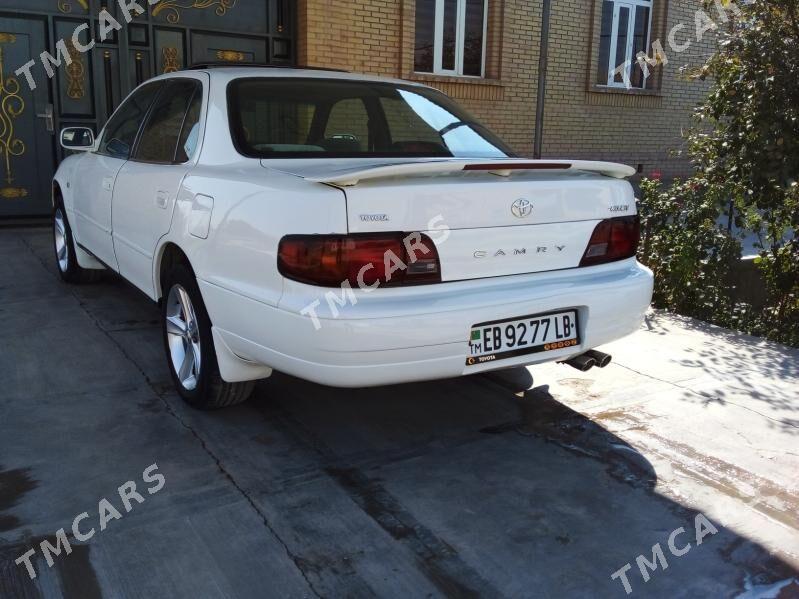 Toyota Camry 1994 - 90 000 TMT - Saýat - img 4