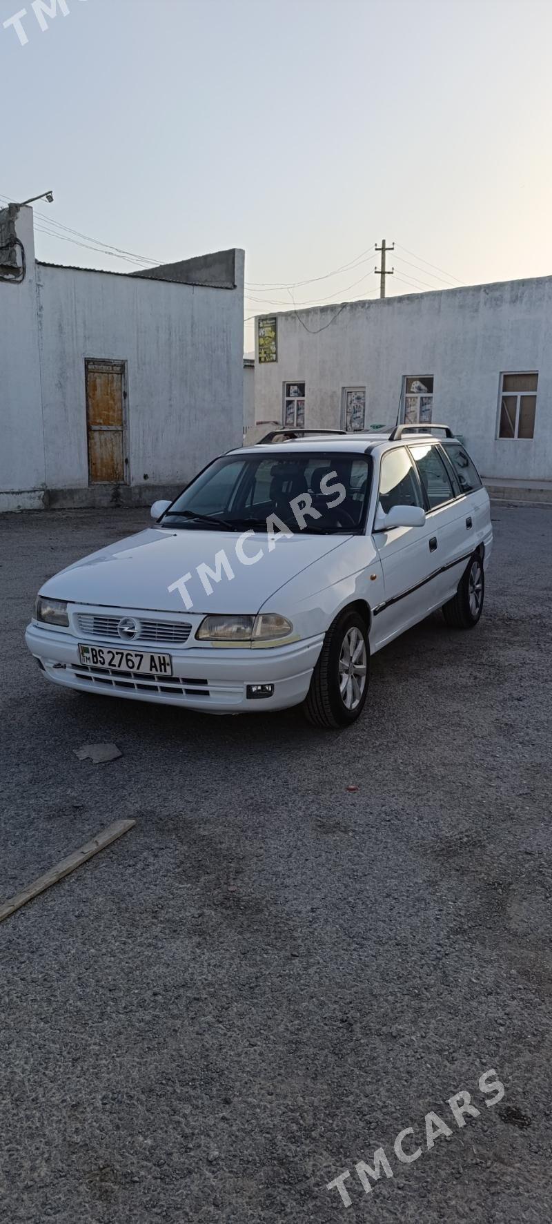 Opel Astra 1997 - 45 000 TMT - Бахарден - img 2