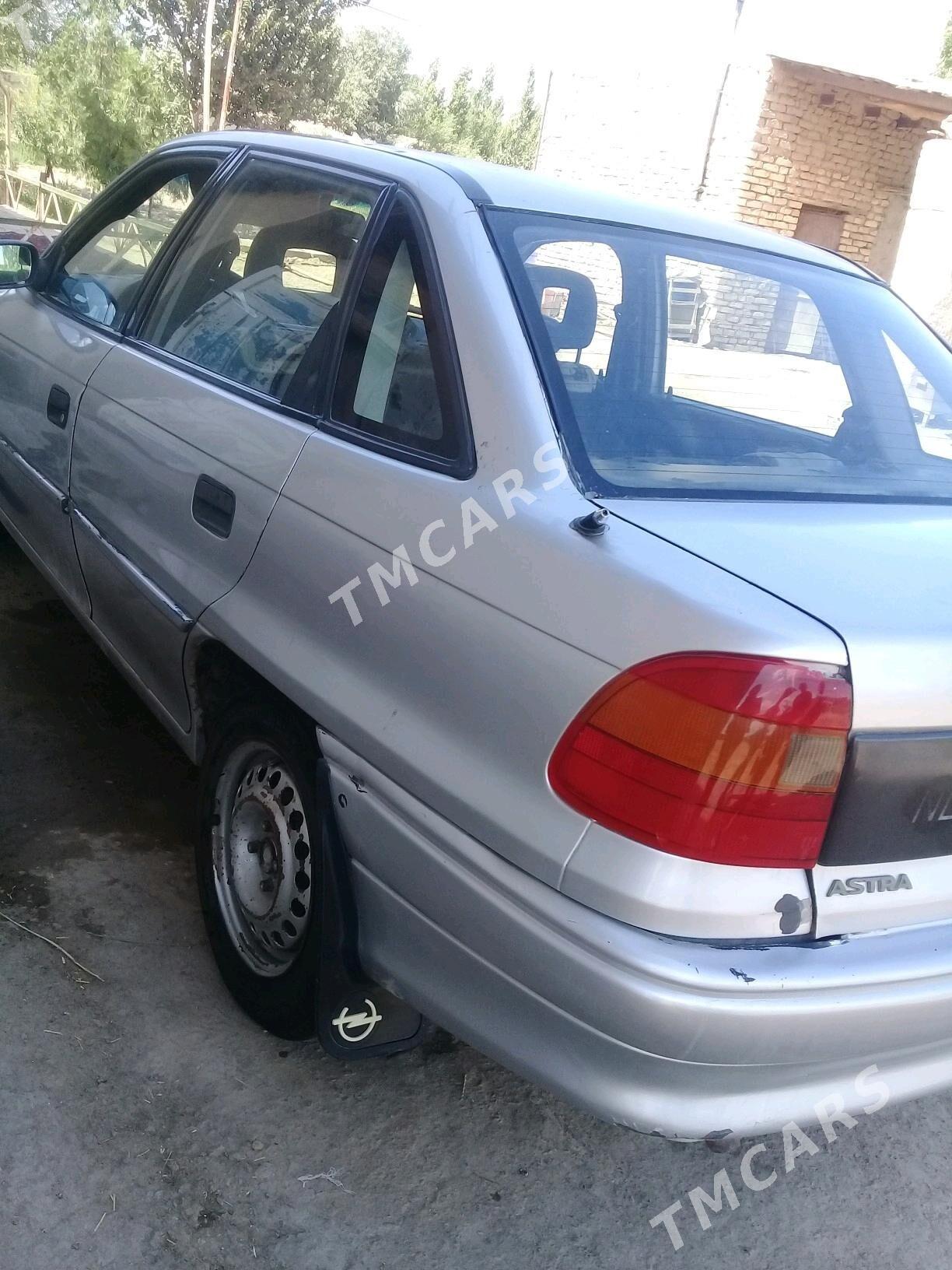 Opel Astra 1996 - 36 000 TMT - Gurbansoltan Eje - img 3
