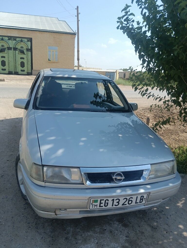 Opel Vectra 1992 - 35 000 TMT - Farap - img 3