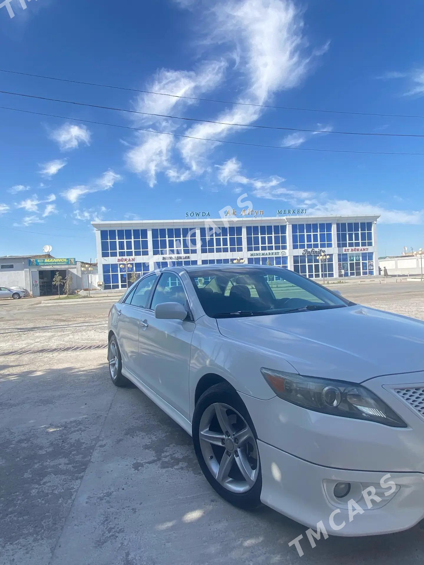 Toyota Camry 2010 - 195 000 TMT - Туркменабат - img 3