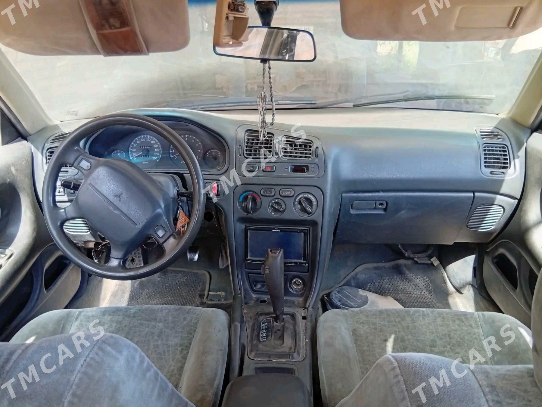 Mitsubishi Galant 1994 - 18 000 TMT - Ёлётен - img 2