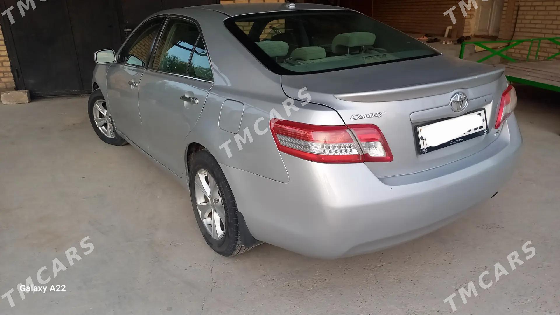 Toyota Camry 2010 - 175 000 TMT - Daşoguz - img 2
