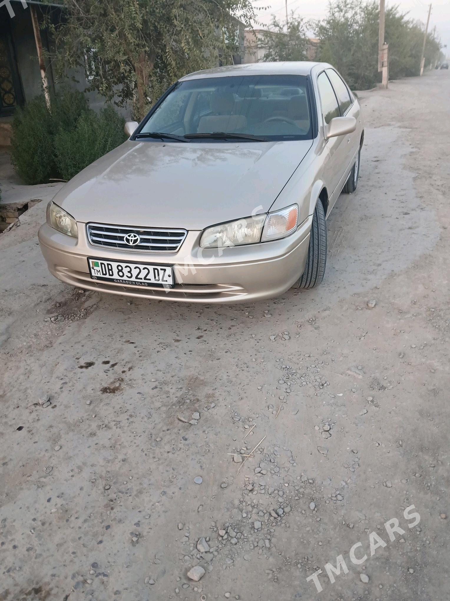 Toyota Camry 2000 - 150 000 TMT - Köneürgenç - img 2