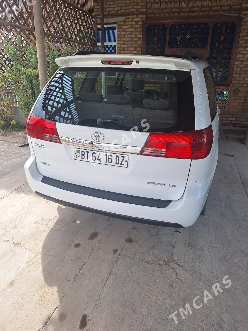 Toyota Sienna 2004 - 200 000 TMT - Daşoguz - img 2
