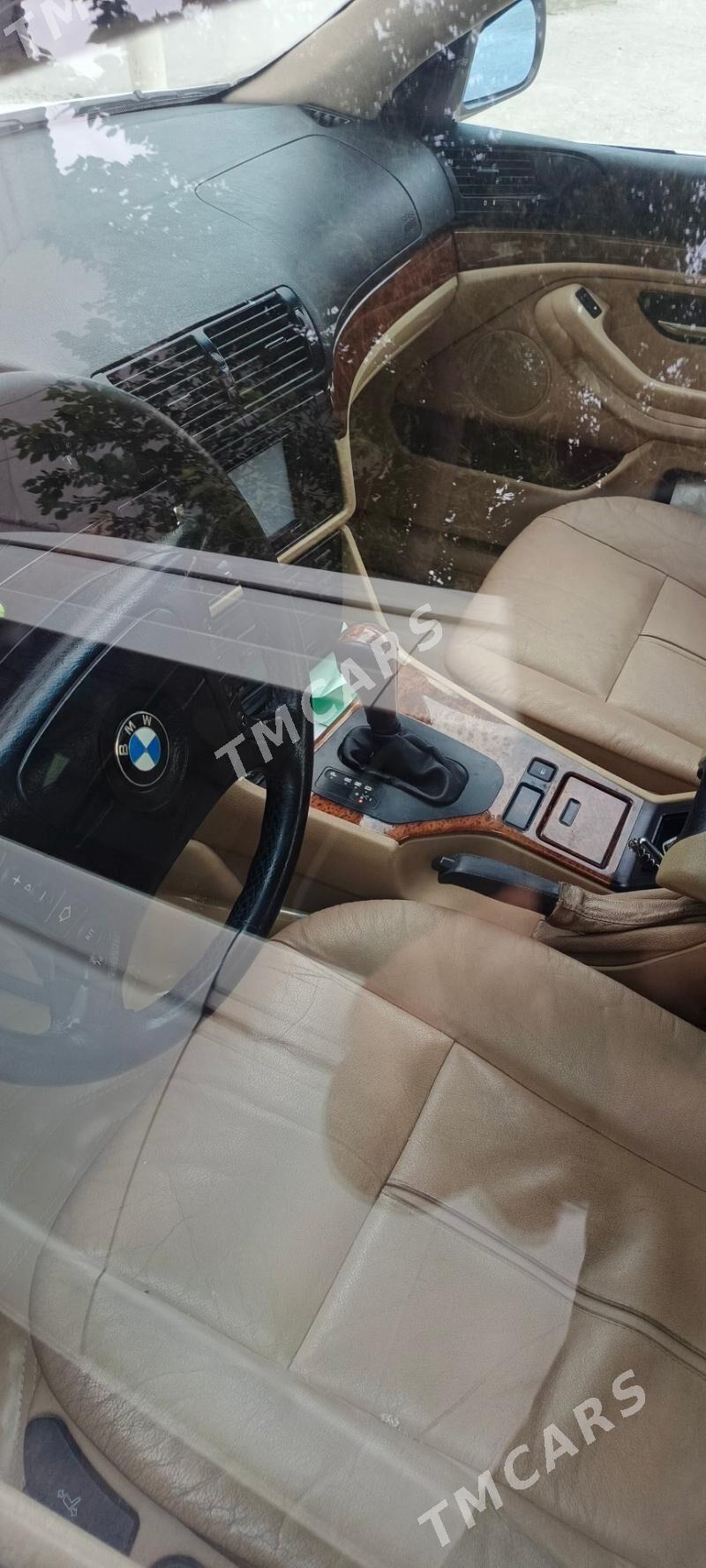 BMW E39 2002 - 100 000 TMT - Türkmenbaşy - img 2