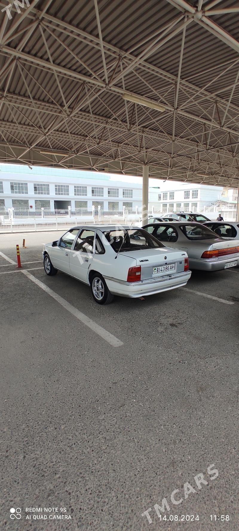 Opel Vectra 1989 - 18 000 TMT - 8 mkr - img 2