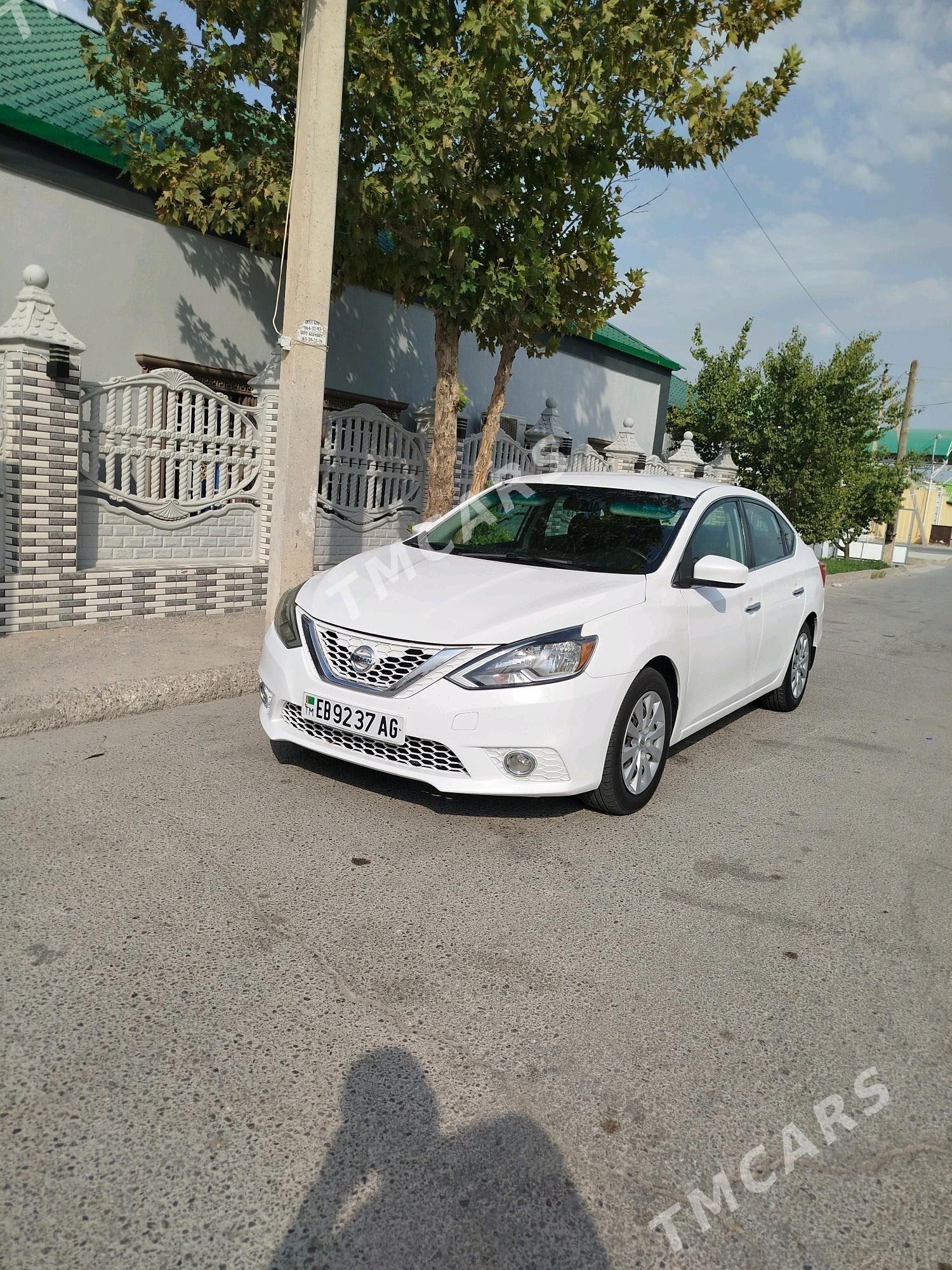 Nissan Sentra 2018 - 155 000 TMT - Бузмеин - img 4