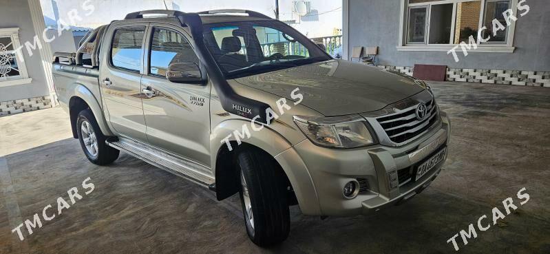 Toyota Hilux 2014 - 420 000 TMT - Baýramaly - img 5