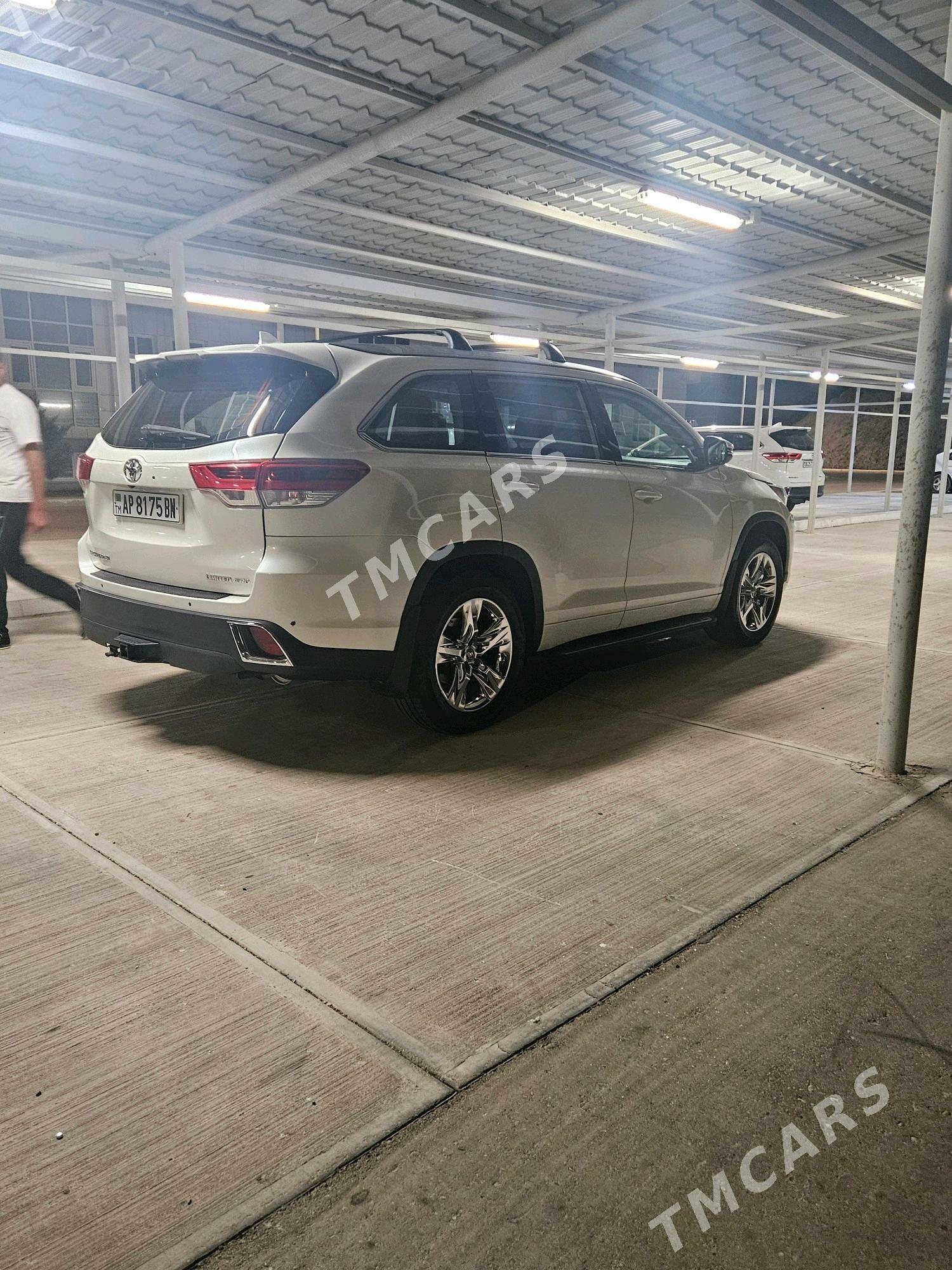 Toyota Highlander 2019 - 470 000 TMT - Туркменбаши - img 6