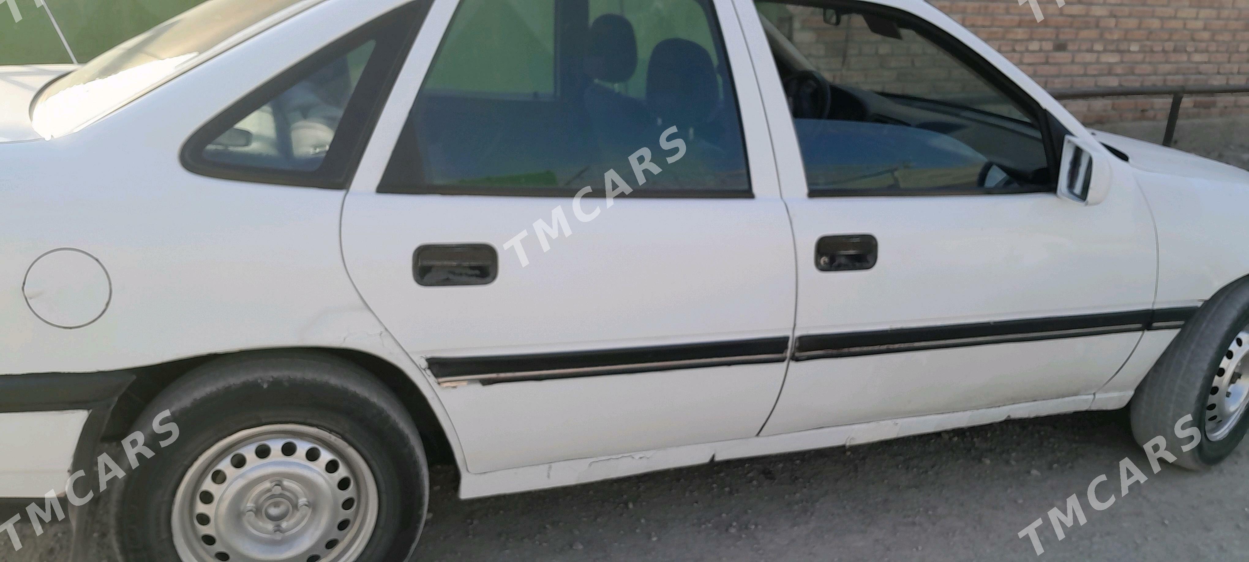 Opel Vectra 1991 - 27 000 TMT - Бахарден - img 3