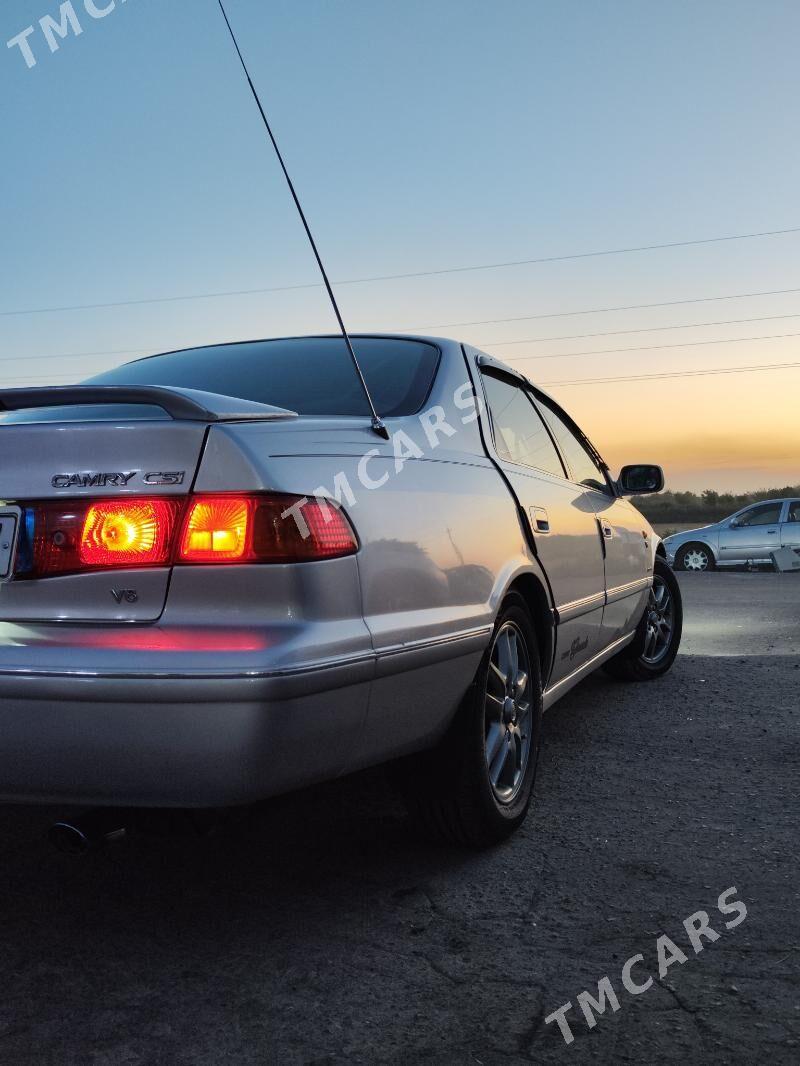 Toyota Camry 2000 - 190 000 TMT - Daşoguz - img 4