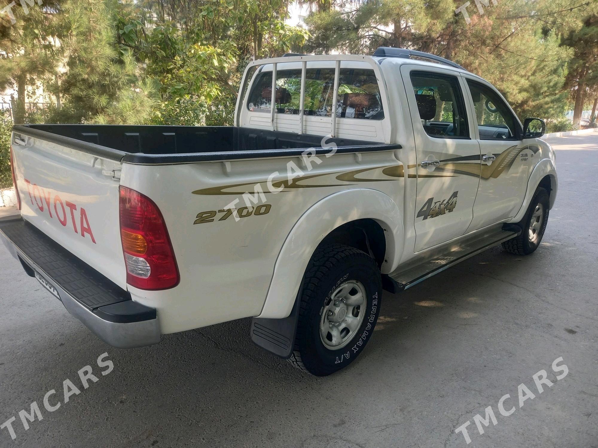 Toyota Hilux 2010 - 270 000 TMT - Mary - img 4