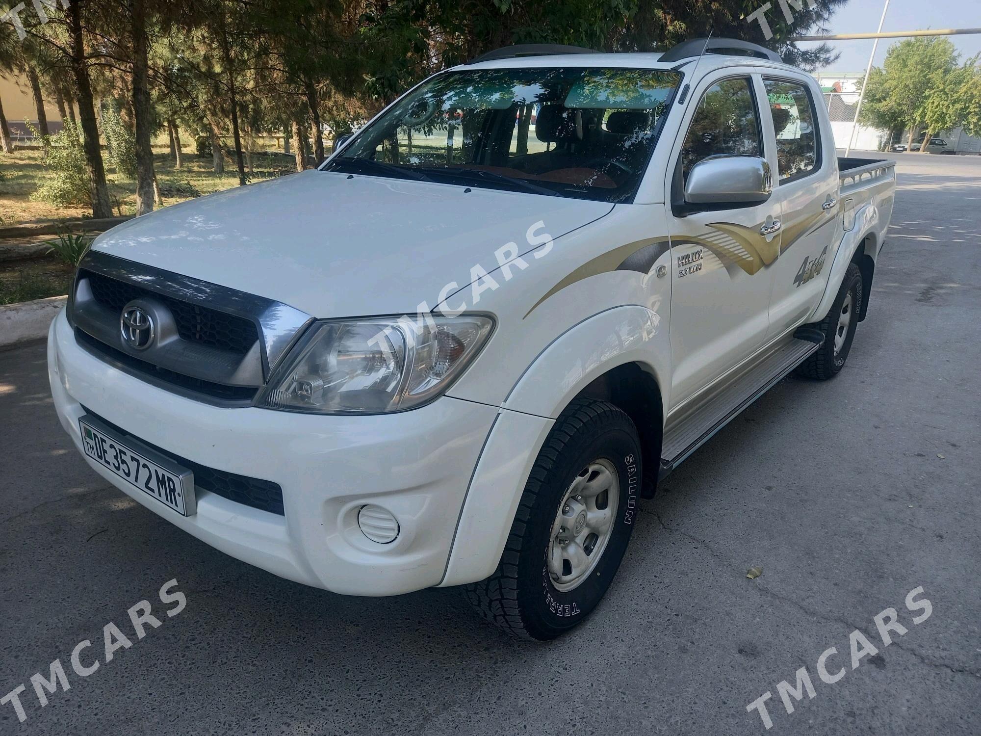 Toyota Hilux 2010 - 270 000 TMT - Mary - img 2
