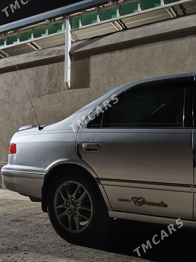 Toyota Camry 2000 - 190 000 TMT - Daşoguz - img 8
