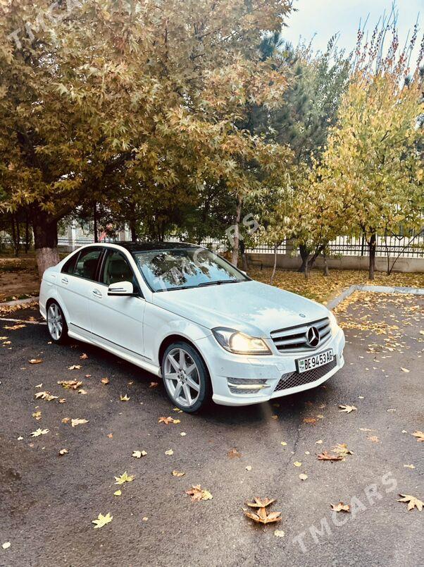 Mercedes-Benz C300 2012 - 265 000 TMT - Aşgabat - img 2