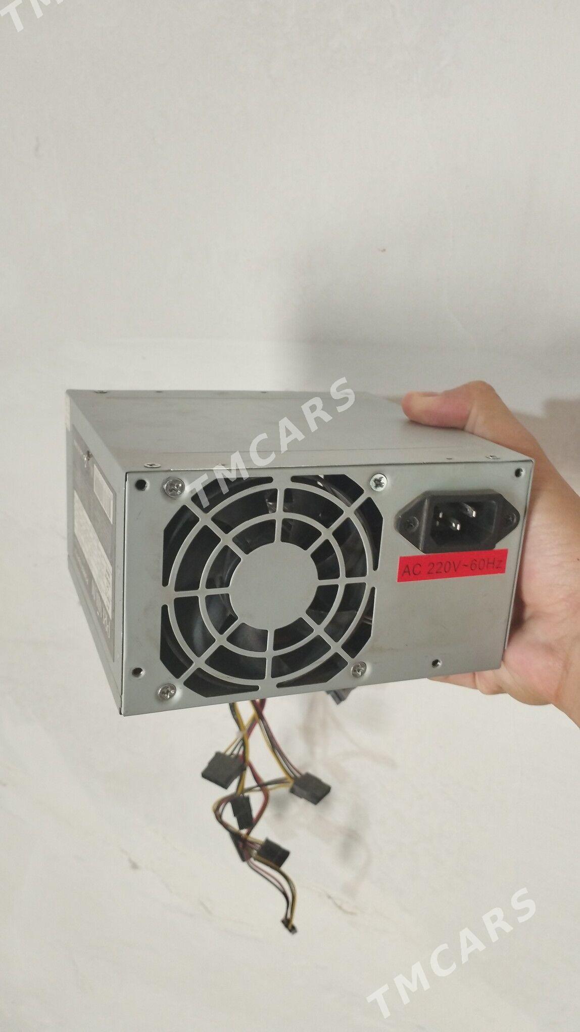 Blok pitaniya 450 W - Бекреве - img 2