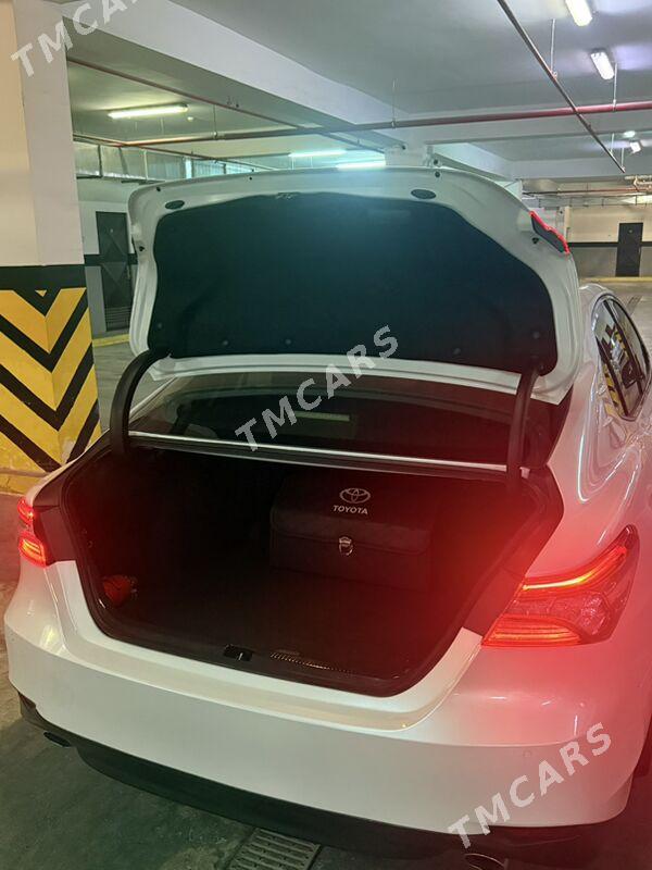Toyota Camry 2022 - 570 000 TMT - Aşgabat - img 10