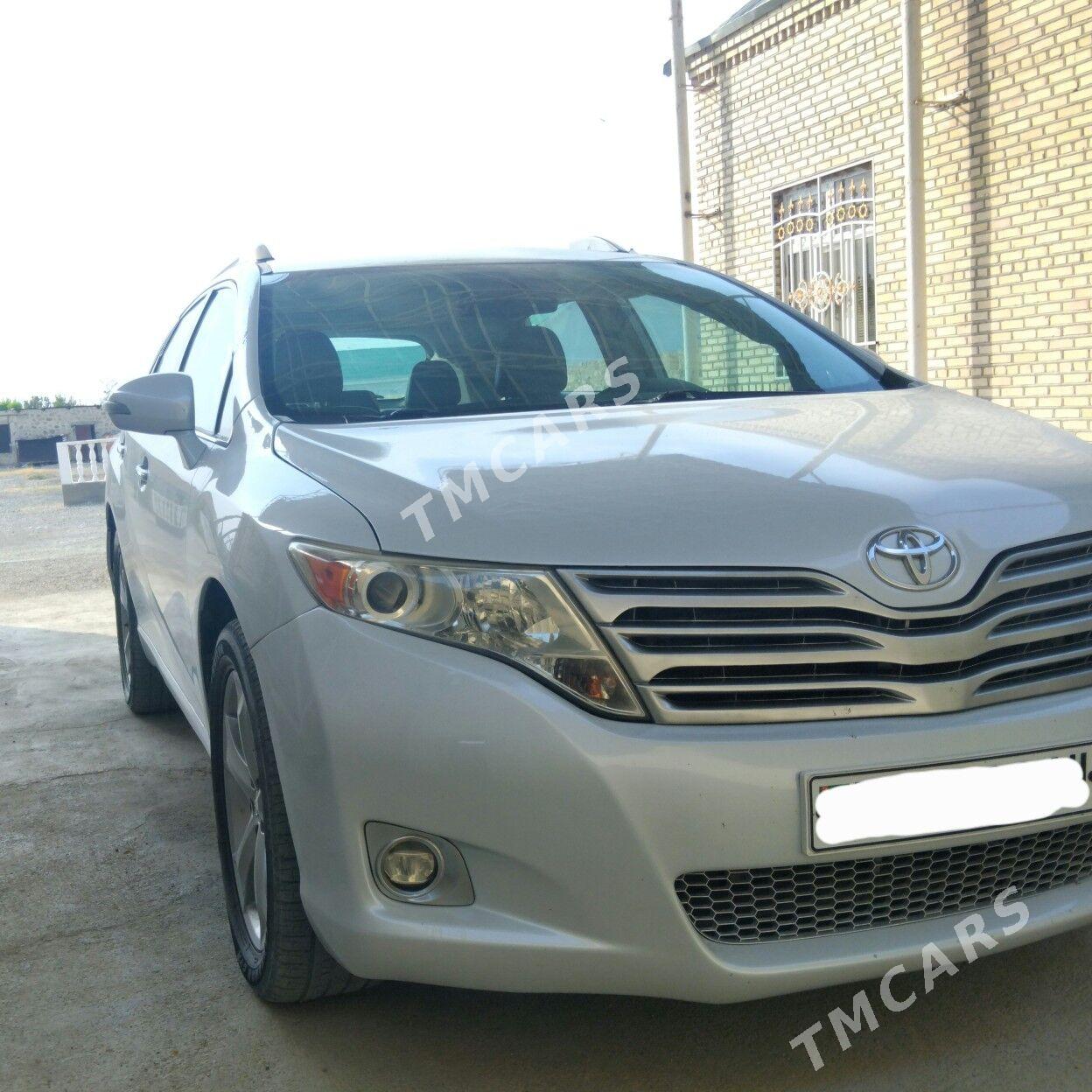 Toyota Venza 2009 - 250 000 TMT - Бахарден - img 2