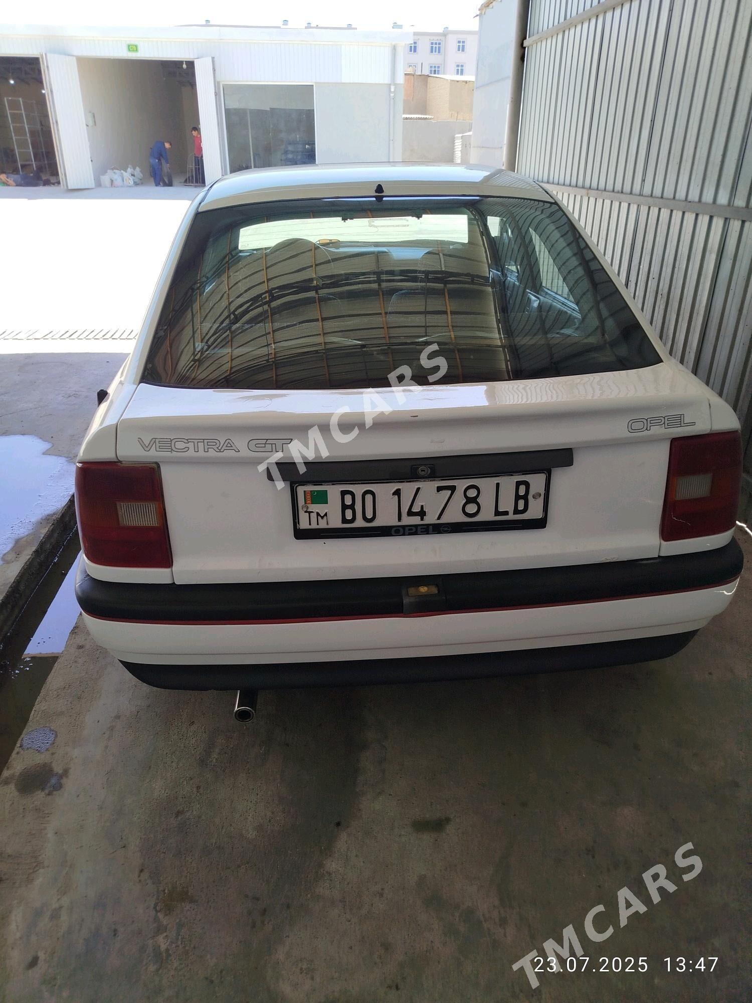 Opel Vectra 1989 - 25 000 TMT - Mary - img 2