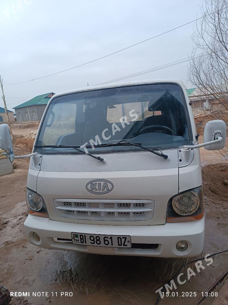 Kia Bongo 2003 - 105 000 TMT - Кёнеургенч - img 6