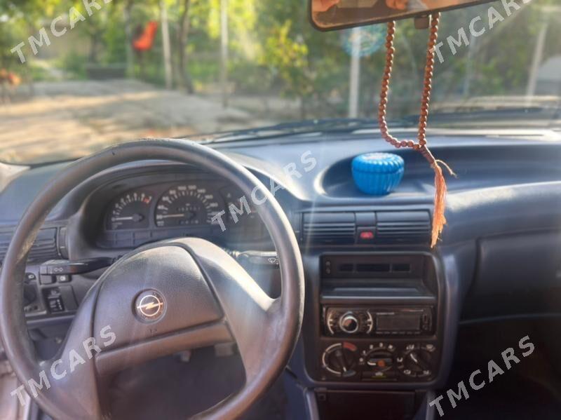 Opel Astra 1992 - 50 000 TMT - Кака - img 3