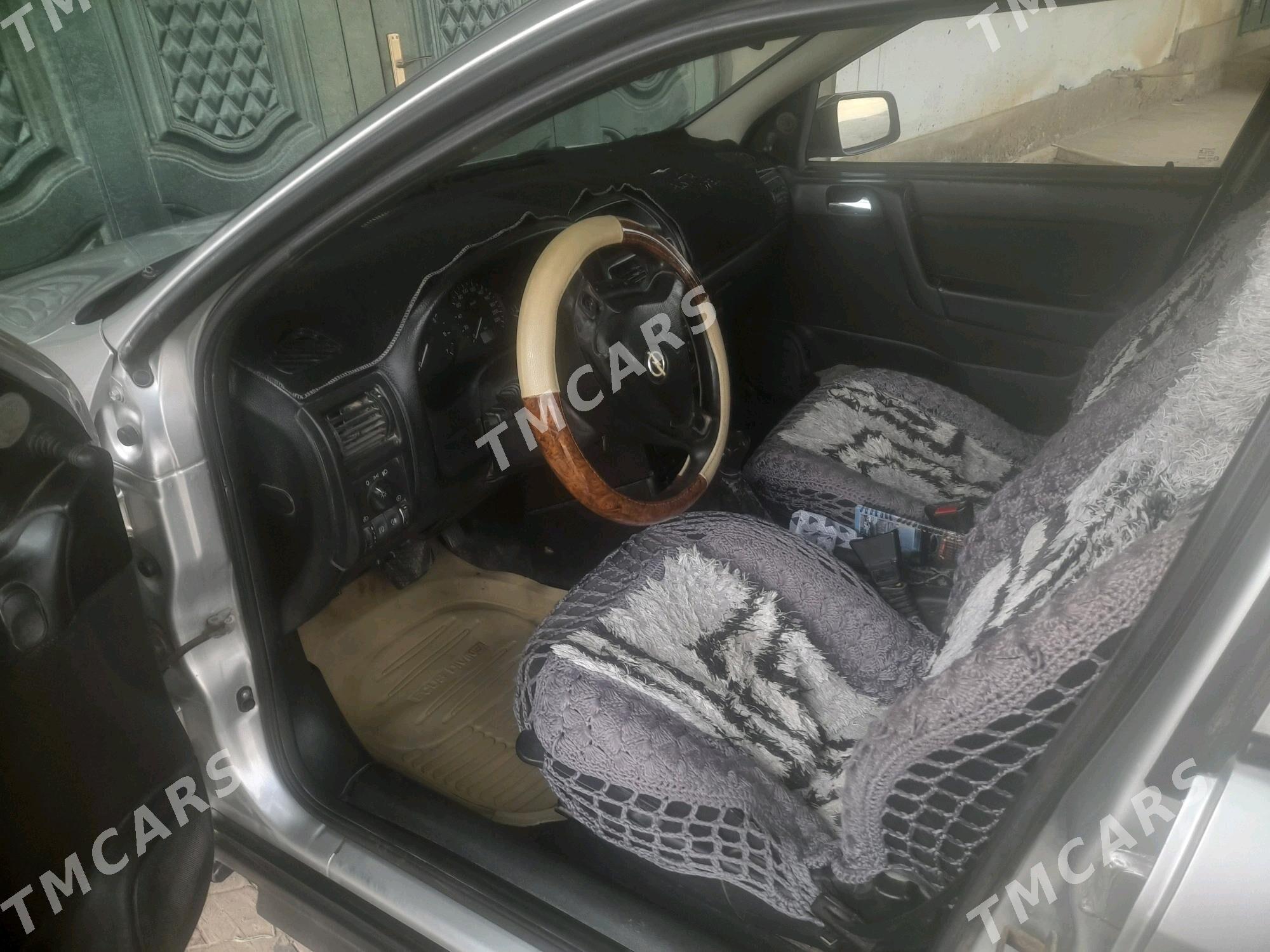 Opel Astra 2001 - 80 000 TMT - Дашогуз - img 5