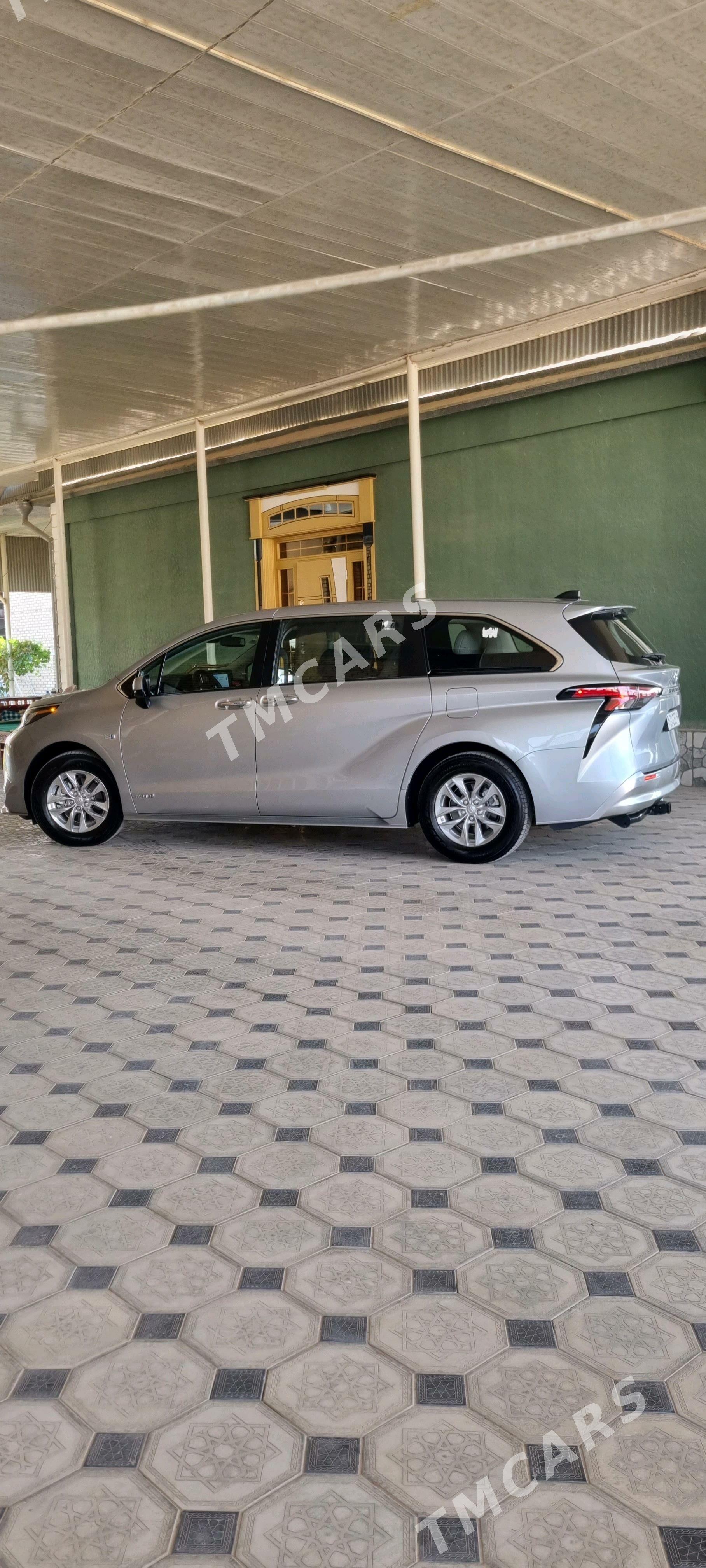 Toyota Sienna 2022 - 540 000 TMT - Mary - img 3