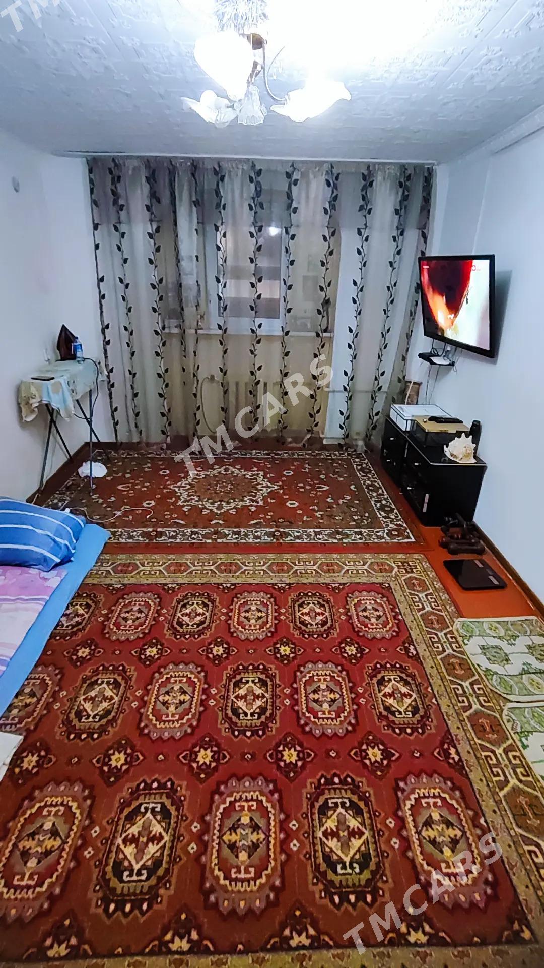 9й мкр-н, 2 этаж, 4 комн, 72м² - 9 mkr - img 6