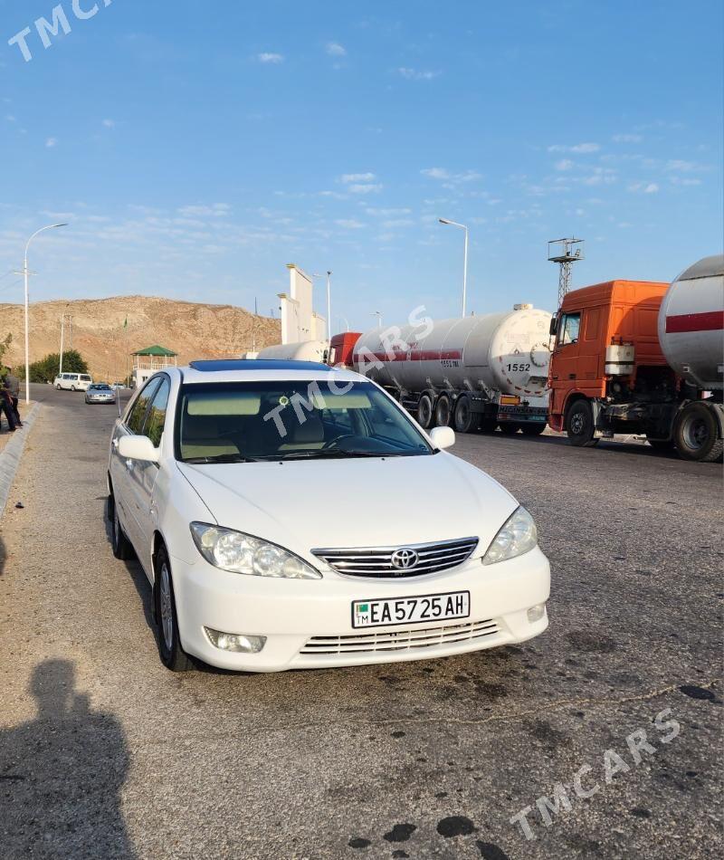 Toyota Camry 2003 - 200 000 TMT - Туркменбаши - img 2