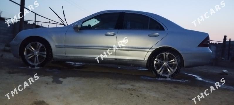 Mercedes-Benz C-Class 2001 - 75 000 TMT - Гызыларбат - img 2
