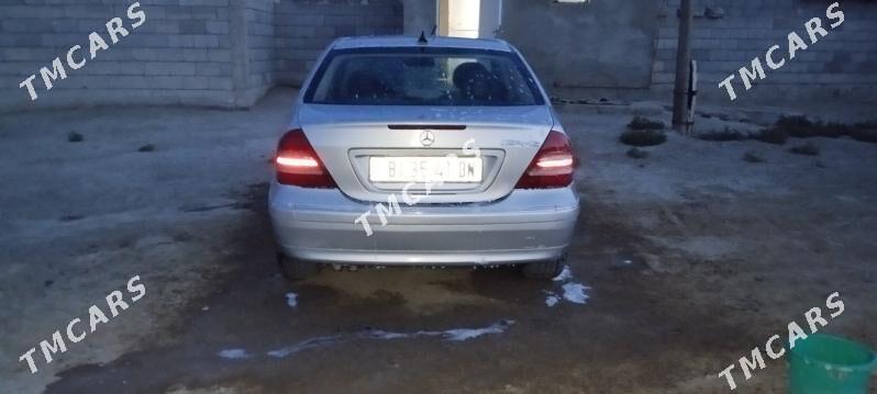 Mercedes-Benz C-Class 2001 - 75 000 TMT - Гызыларбат - img 4