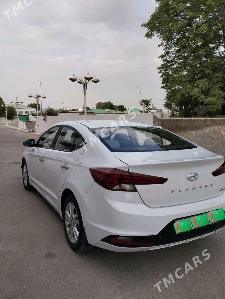 Hyundai Elantra 2019 - 220 000 TMT - Район ст. Аэропорта, ул. Гагарина - img 3
