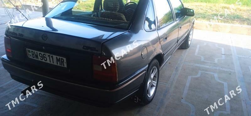 Opel Vectra 1989 - 30 000 TMT - Murgap - img 4