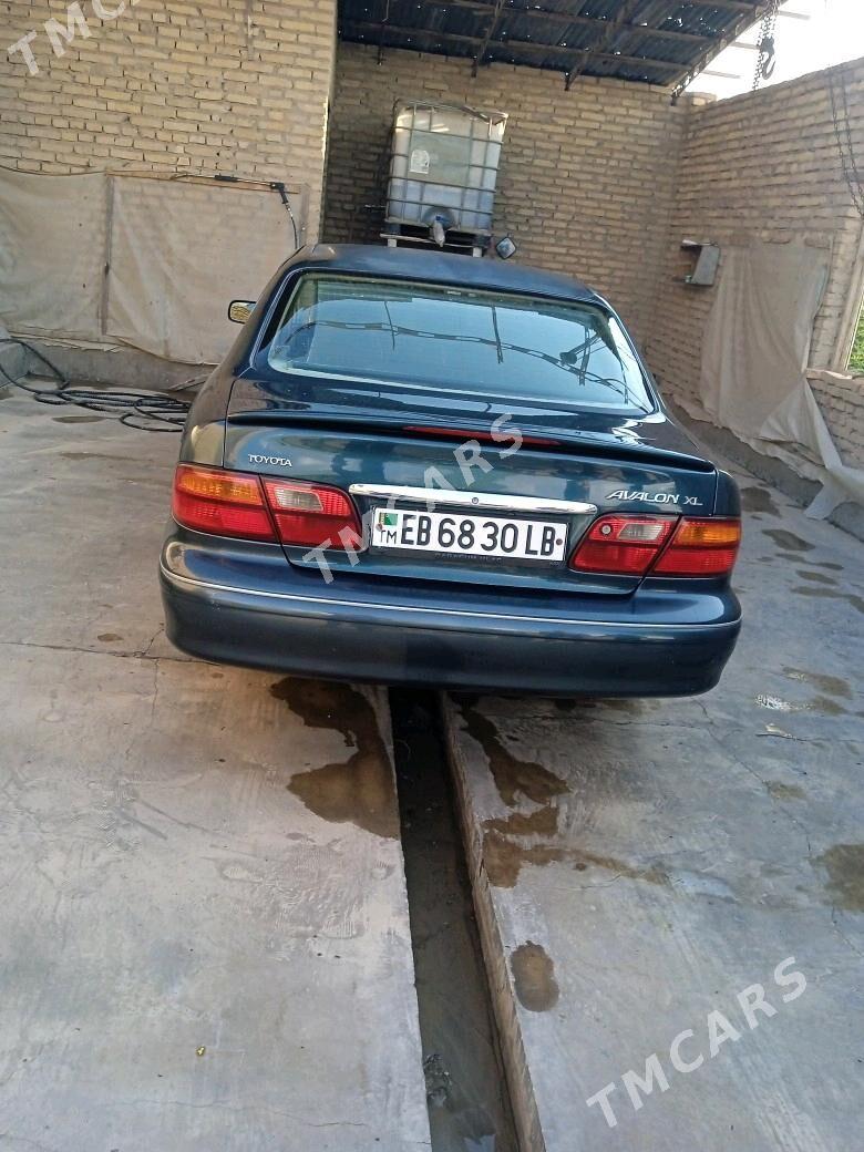 Toyota Avalon 1999 - 130 000 TMT - Сакар - img 3