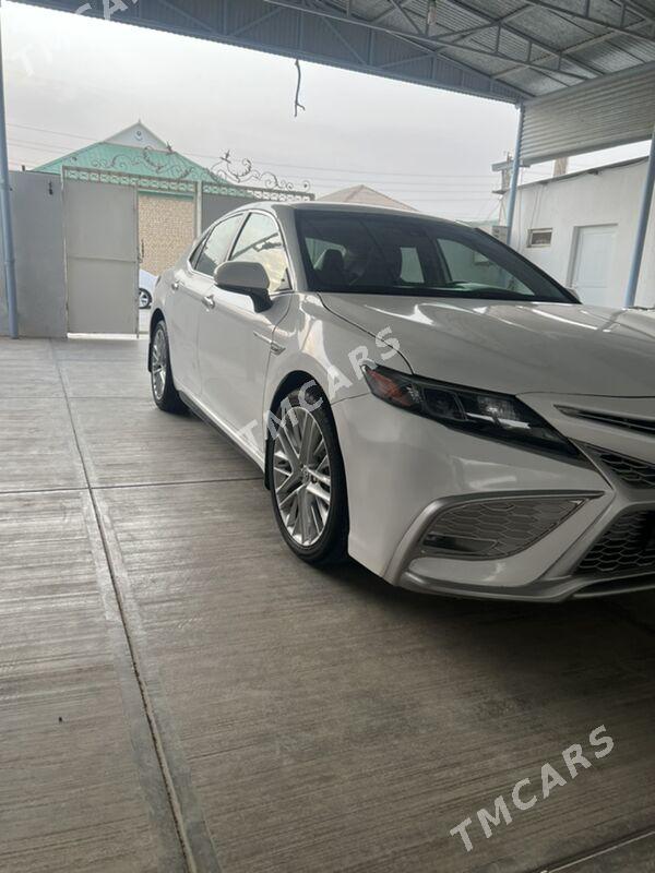 Toyota Camry 2021 - 248 000 TMT - Aşgabat - img 2