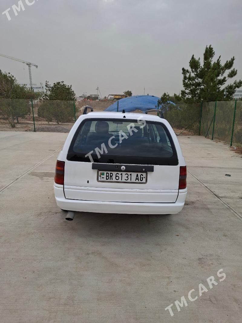 Opel Astra 1992 - 40 000 TMT - Мир 7 - img 4