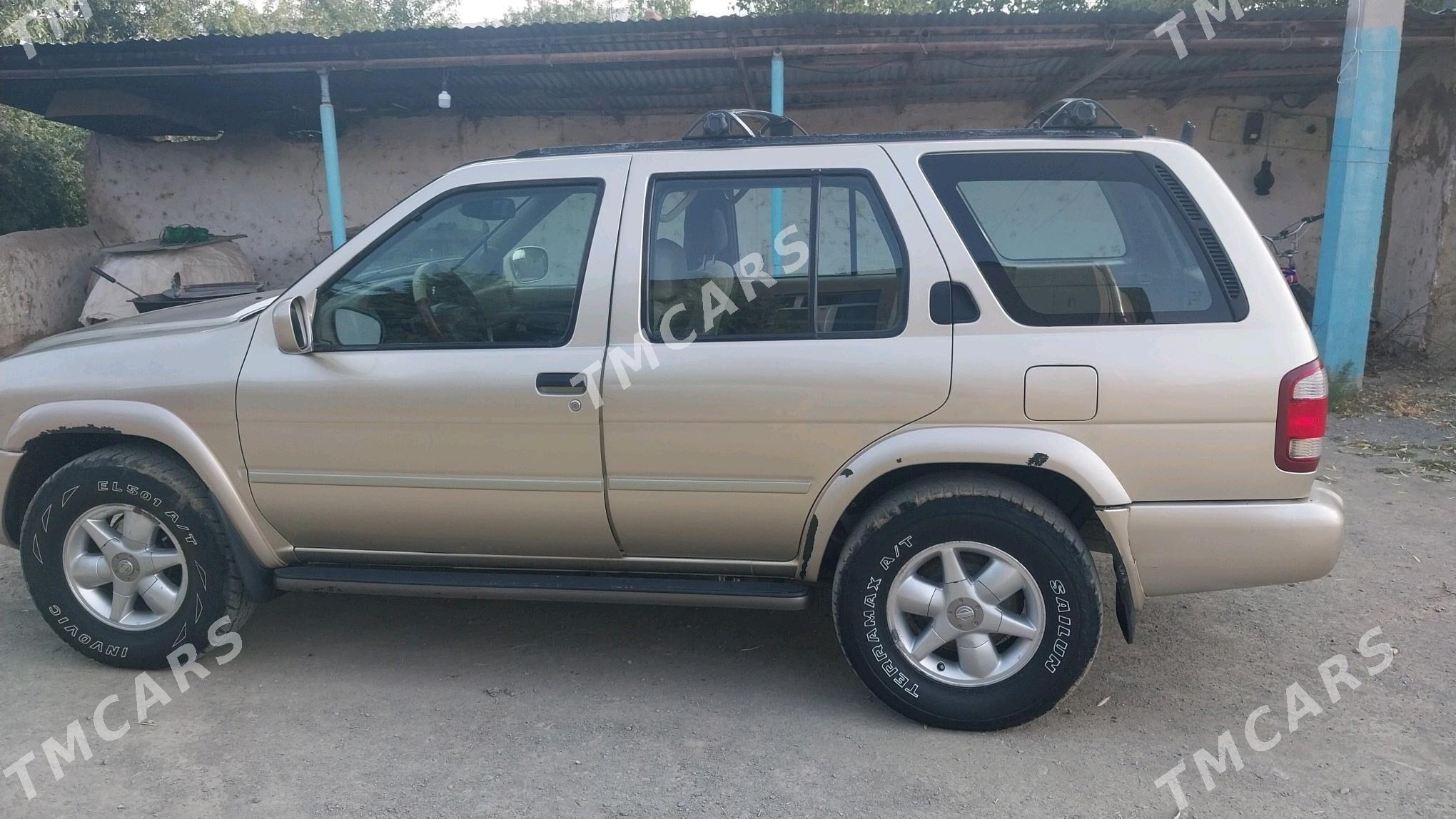 Nissan Pathfinder 2000 - 100 000 TMT - Bäherden - img 4