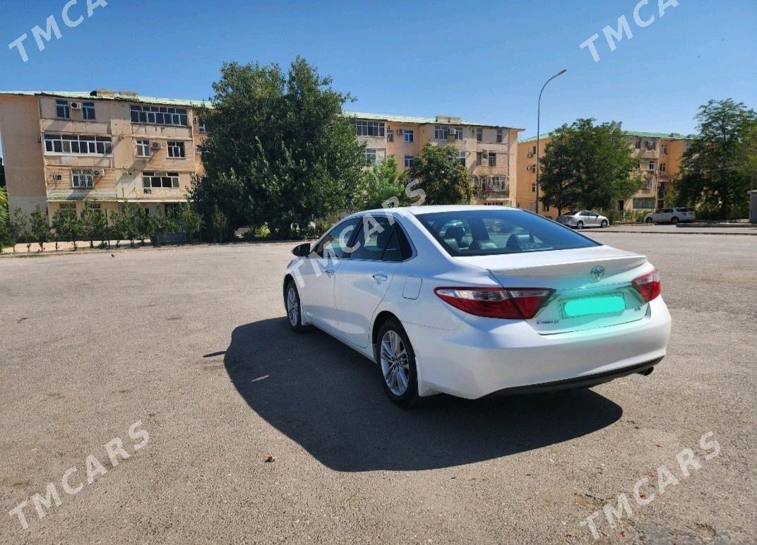 Toyota Camry 2016 - 245 000 TMT - 9 мкр - img 2