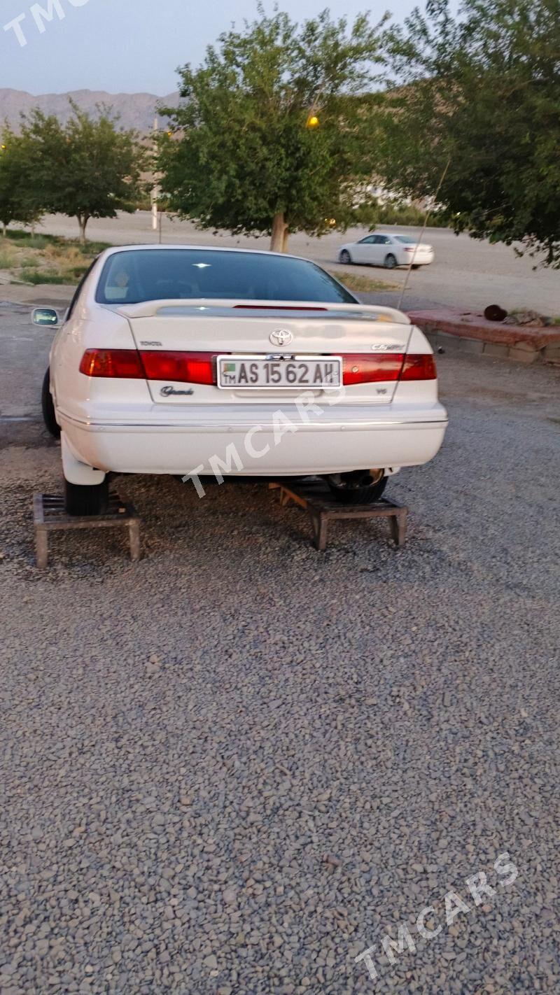 Toyota Camry 2000 - 180 000 TMT - Bäherden - img 6