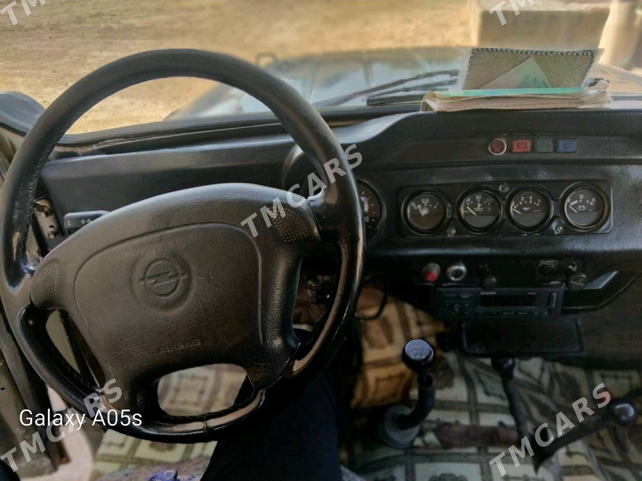 UAZ 469 1998 - 50 000 TMT - Bereket - img 6