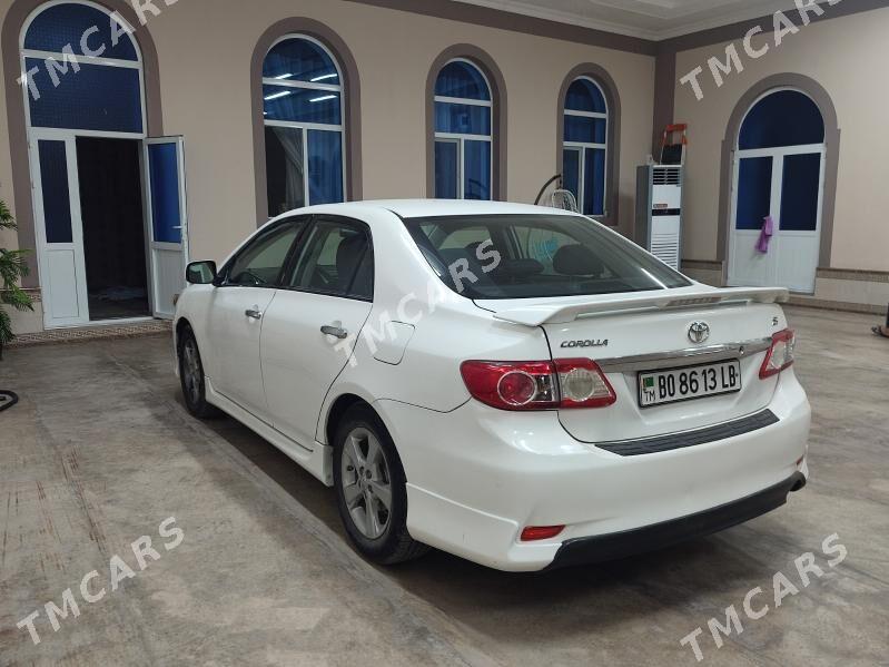 Toyota Corolla 2011 - 170 000 TMT - Туркменабат - img 5
