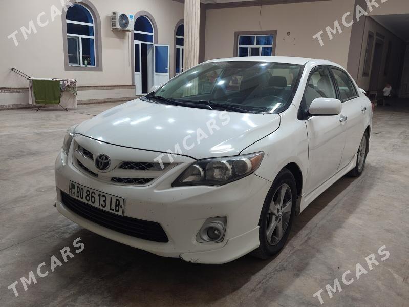 Toyota Corolla 2011 - 170 000 TMT - Туркменабат - img 4